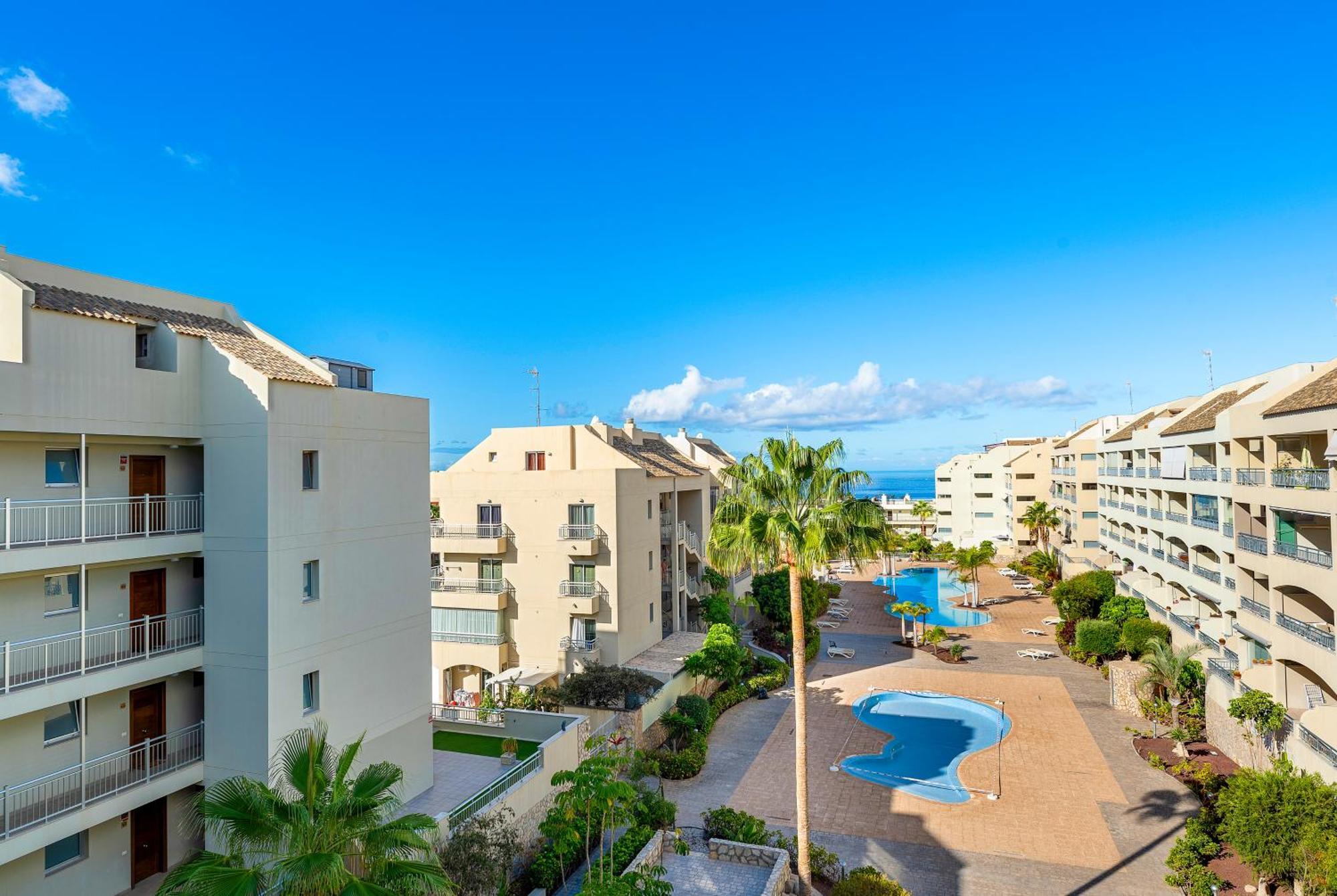 Апартаменты Palm Mar Penthouse Duplex Экстерьер фото